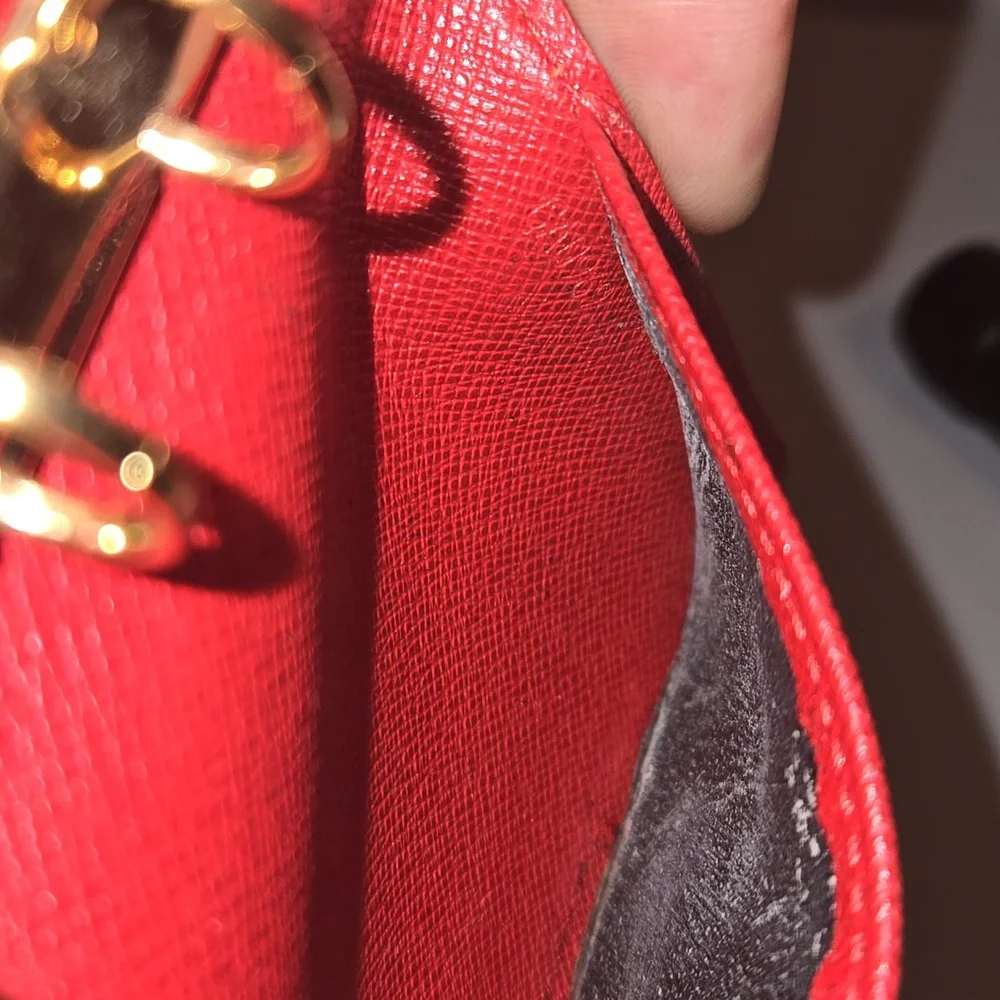 Louis Vuitton chic scarlet